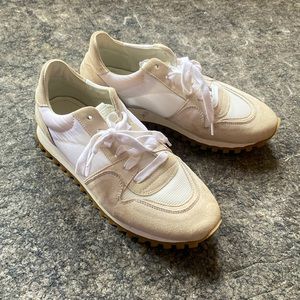 CLOSED white sneakers, size 39